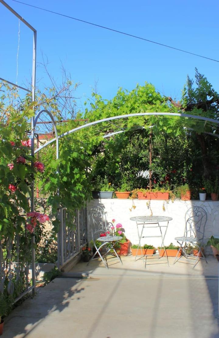 Vinea Suites Trogir Extérieur photo